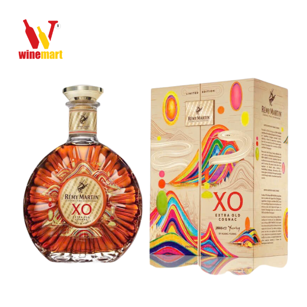 Rượu Cognac Remy Martin XO Phiên Bản Hộp Quà Tết 2025 700ml - 40%