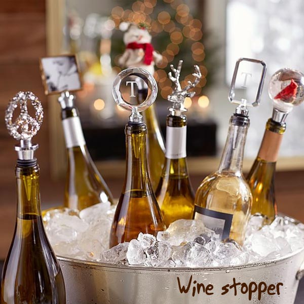 Wine stopper được dùng như nắp chai khi chưa sử dụng hết vang
